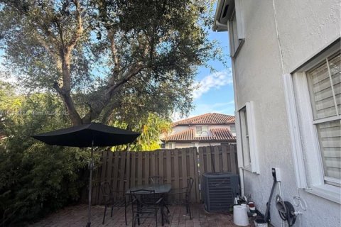 Touwnhouse à vendre à Doral, Floride: 3 chambres, 142.42 m2 № 1945261 - photo 20