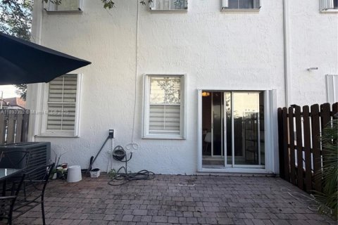 Touwnhouse à vendre à Doral, Floride: 3 chambres, 142.42 m2 № 1945261 - photo 21