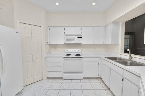 Condo in Lakeland, Florida, 3 bedrooms  № 1883626 - photo 15