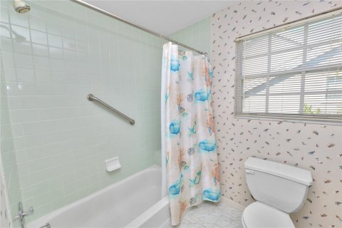 Condo in Lakeland, Florida, 3 bedrooms  № 1883626 - photo 25