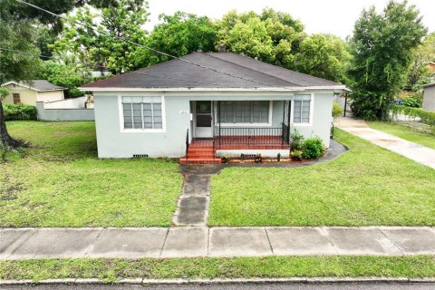 House in Tampa, Florida 3 bedrooms, 121.33 sq.m. № 2379014 - photo 6