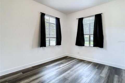 House in Tampa, Florida 3 bedrooms, 121.33 sq.m. № 2379014 - photo 11
