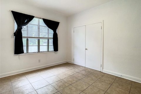 House in Tampa, Florida 3 bedrooms, 121.33 sq.m. № 2379014 - photo 22