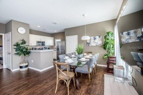 Condominio en alquiler en Kissimmee, Florida, 4 dormitorios, 157.38 m2 № 1858048 - foto 2