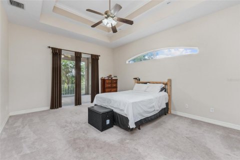 House in Plant City, Florida 3 bedrooms, 237.64 sq.m. № 1834571 - photo 28