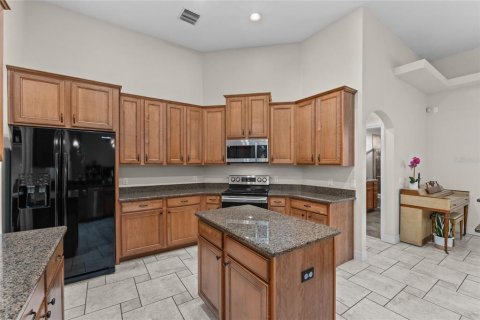 House in Plant City, Florida 3 bedrooms, 237.64 sq.m. № 1834571 - photo 14