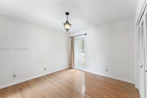 Casa en venta en Pinecrest, Florida, 4 dormitorios № 2172281 - foto 23