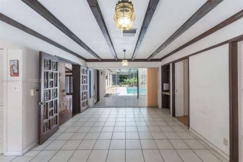 Casa en venta en Pinecrest, Florida, 4 dormitorios № 2172281 - foto 16