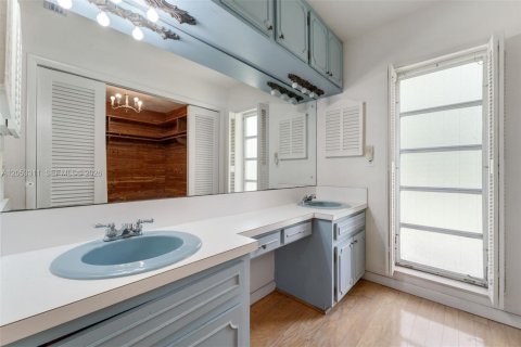 Casa en venta en Pinecrest, Florida, 4 dormitorios № 2172281 - foto 29