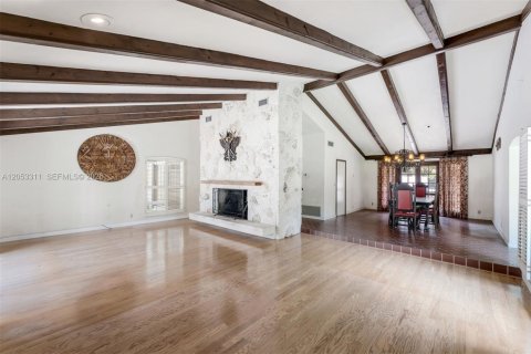Casa en venta en Pinecrest, Florida, 4 dormitorios № 2172281 - foto 10