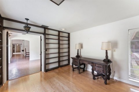 Casa en venta en Pinecrest, Florida, 4 dormitorios № 2172281 - foto 21
