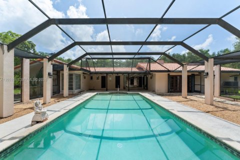 Casa en venta en Pinecrest, Florida, 4 dormitorios № 2172281 - foto 5