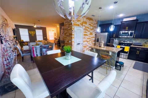 Townhouse in Orlando, Florida 3 bedrooms, 209.03 sq.m. № 2304342 - photo 15