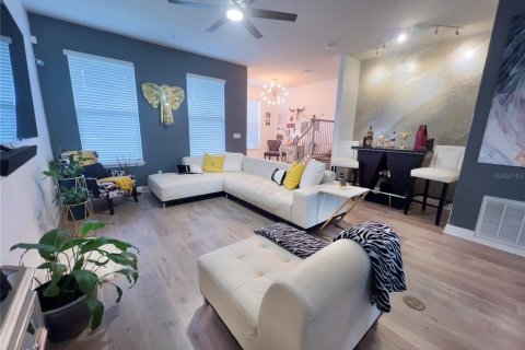 Townhouse in Orlando, Florida 3 bedrooms, 209.03 sq.m. № 2304342 - photo 17