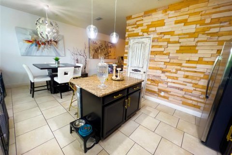 Townhouse in Orlando, Florida 3 bedrooms, 209.03 sq.m. № 2304342 - photo 14
