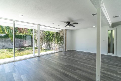 Villa ou maison à vendre à Winter Haven, Floride: 3 chambres, 107.77 m2 № 2099700 - photo 6