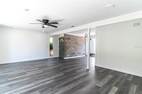 Villa ou maison à vendre à Winter Haven, Floride: 3 chambres, 107.77 m2 № 2099700 - photo 4