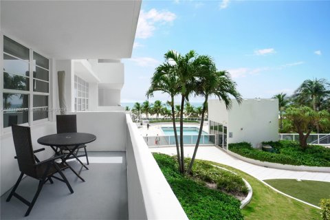 Studio à Condo à Miami Beach, Floride  № 2183588