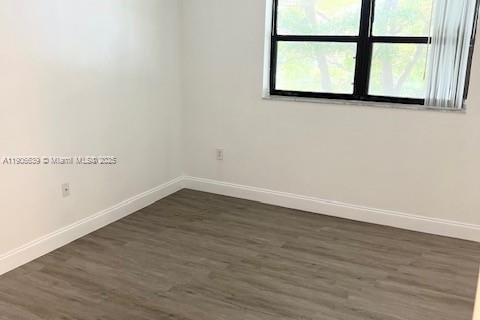 Снять в аренду кондоминиум в Санрайз, Флорида 3 спальни, 112.97м2, № 1963481 - фото 15