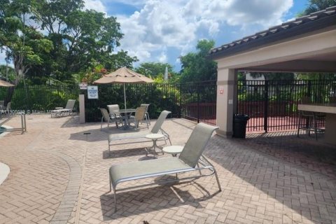 Снять в аренду кондоминиум в Санрайз, Флорида 3 спальни, 112.97м2, № 1963481 - фото 28