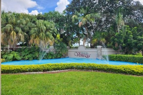 Снять в аренду кондоминиум в Санрайз, Флорида 3 спальни, 112.97м2, № 1963481 - фото 24