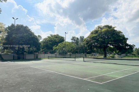 Снять в аренду кондоминиум в Санрайз, Флорида 3 спальни, 112.97м2, № 1963481 - фото 22