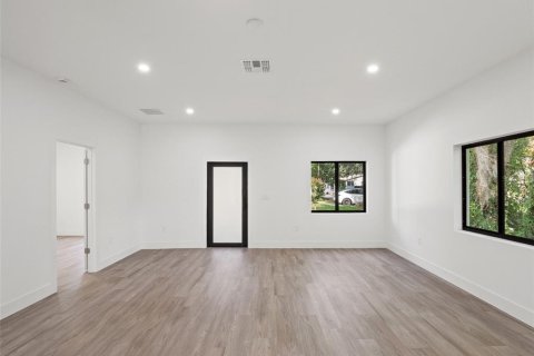 Casa en venta en Apopka, Florida, 4 dormitorios, 178.74 m2 № 2236824 - foto 9