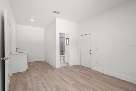Casa en venta en Apopka, Florida, 4 dormitorios, 178.74 m2 № 2236824 - foto 18