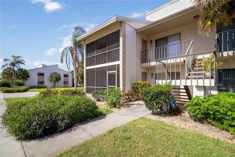 Condominio en venta en Sarasota, Florida, 2 dormitorios, 101.73 m2 № 2103251 - foto 3