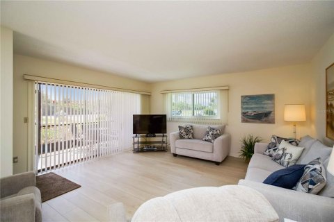 Condominio en venta en Sarasota, Florida, 2 dormitorios, 101.73 m2 № 2103251 - foto 8