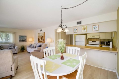 Condominio en venta en Sarasota, Florida, 2 dormitorios, 101.73 m2 № 2103251 - foto 11