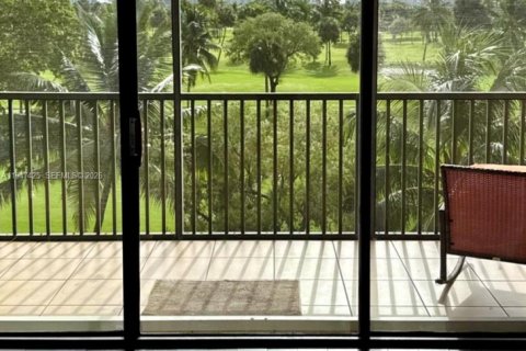 Condominio en venta en Aventura, Florida, 1 dormitorio, 84.82 m2 № 2003689 - foto 5