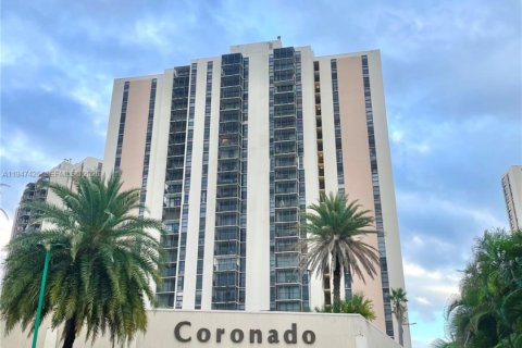 Condominio en Aventura, Florida, 1 dormitorio  № 2003689