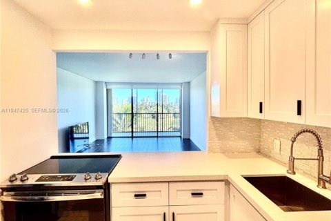 Copropriété à vendre à Aventura, Floride: 1 chambre, 84.82 m2 № 2003689 - photo 7