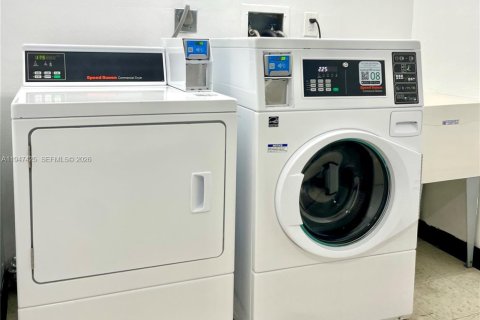 Copropriété à vendre à Aventura, Floride: 1 chambre, 84.82 m2 № 2003689 - photo 30