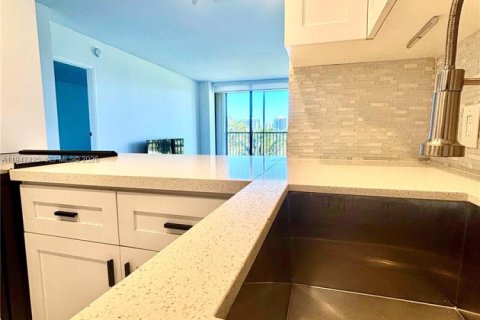 Copropriété à vendre à Aventura, Floride: 1 chambre, 84.82 m2 № 2003689 - photo 9