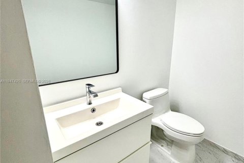 Copropriété à vendre à Aventura, Floride: 1 chambre, 84.82 m2 № 2003689 - photo 12