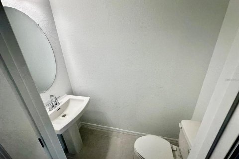 Touwnhouse à louer à Sarasota, Floride: 2 chambres, 111.67 m2 № 2406391 - photo 6