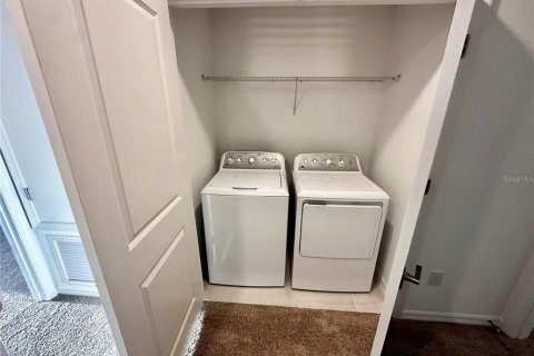 Touwnhouse à louer à Sarasota, Floride: 2 chambres, 111.67 m2 № 2406391 - photo 8