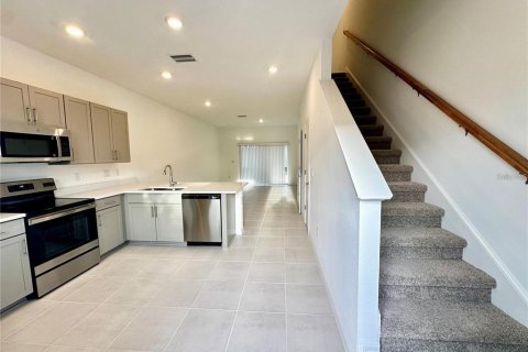 Touwnhouse à louer à Sarasota, Floride: 2 chambres, 111.67 m2 № 2406391 - photo 4