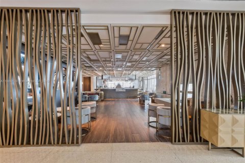 Condominio en alquiler en Miami Beach, Florida, 2 dormitorios, 100.71 m2 № 1895870 - foto 22