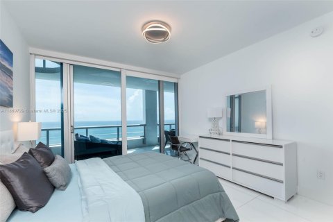 Condominio en alquiler en Miami Beach, Florida, 2 dormitorios, 100.71 m2 № 1895870 - foto 15