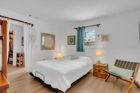 House in Bradenton, Florida 2 bedrooms, 130.25 sq.m. № 1802140 - photo 6