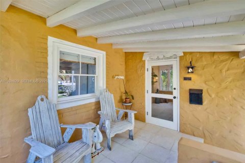 Casa en venta en Miami Shores, Florida, 2 dormitorios, 99.68 m2 № 1984192 - foto 7