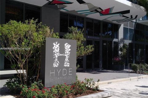 Condominio en Miami, Florida, 2 dormitorios № 2032706