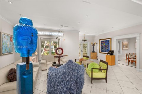 Купить виллу или дом в Корал-Гейблс, Флорида 6 спален, 366.96м2, № 1998558 - фото 23