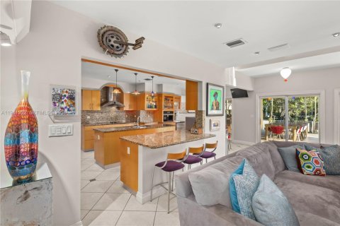 Купить виллу или дом в Корал-Гейблс, Флорида 6 спален, 366.96м2, № 1998558 - фото 29