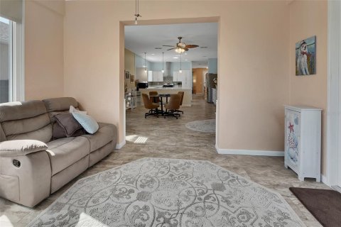 Casa en venta en DeLand, Florida, 4 dormitorios, 285.21 m2 № 2152085 - foto 17