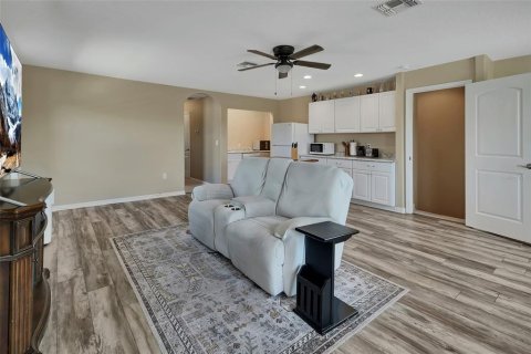 Casa en venta en DeLand, Florida, 4 dormitorios, 285.21 m2 № 2152085 - foto 26