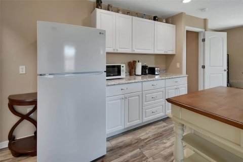 Casa en venta en DeLand, Florida, 4 dormitorios, 285.21 m2 № 2152085 - foto 28